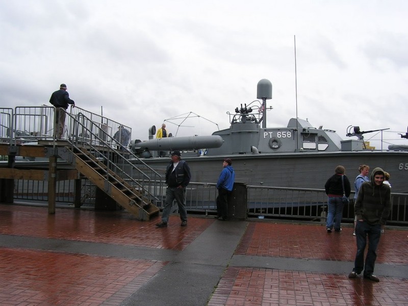 Gangwayonwaterfrontinplace.jpg