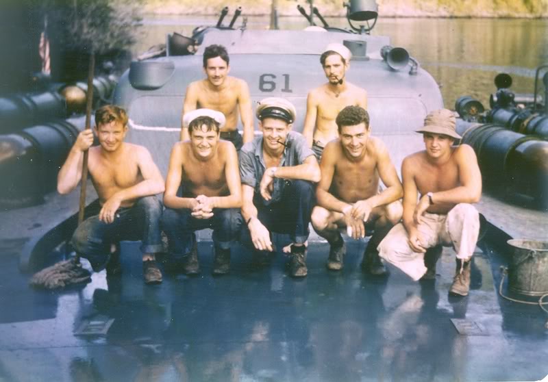 PT-61crewJuly1943.jpg