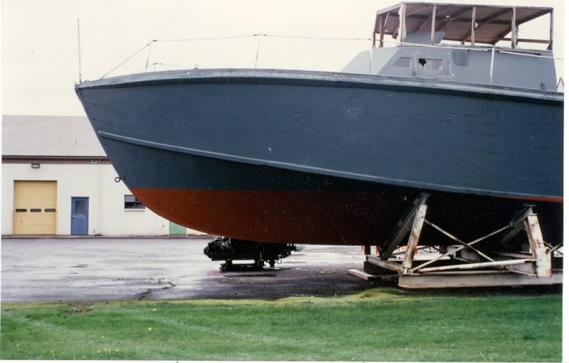 PT-6591990s.jpg