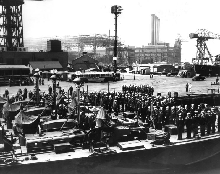 PT593RON40BROOKLYNNAVYYARDCOMMISSIONING1945.jpg