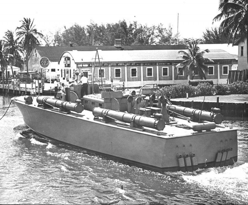 PTFineArtsAmerica-pt109movieboat.jpg